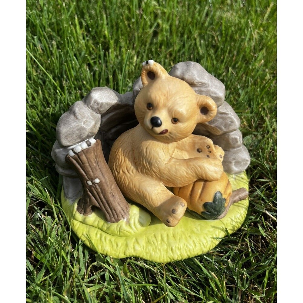 1984 Franklin Mint Woodland Surprises Bear & Base Hand-Painted Porcelain Set